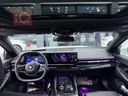 بی ئێم دەبڵیو سیریەس 5